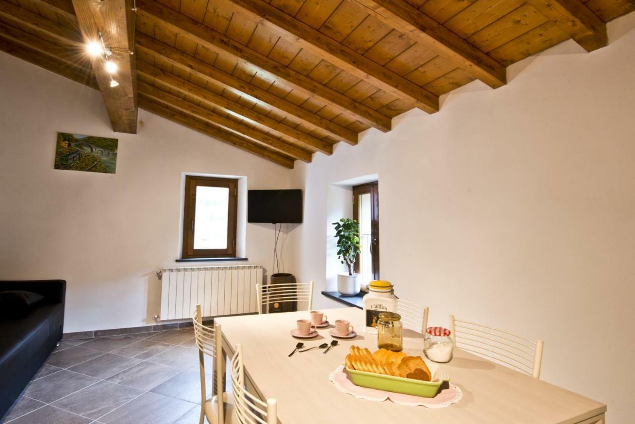 Bed and Breakfast Le Casine del Borgo Borgo a Mozzano Exterior foto